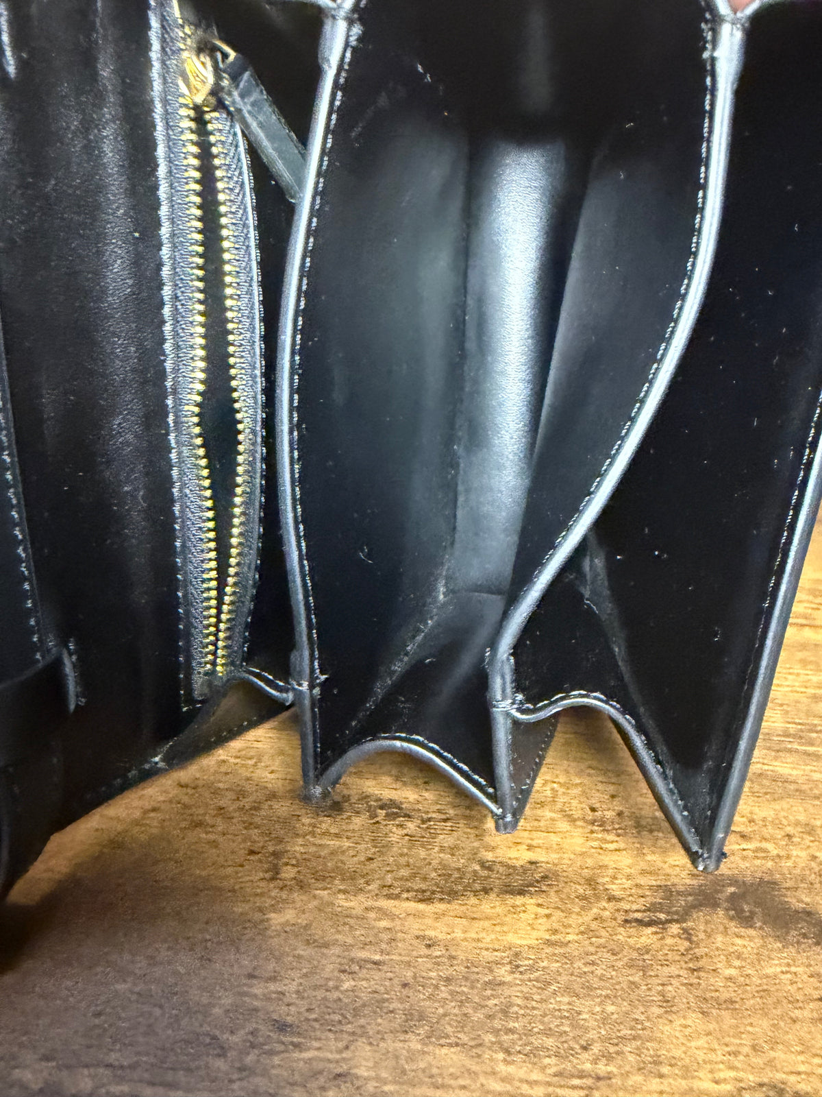 Box Calfskin Medium Classic Box Flap Bag Black