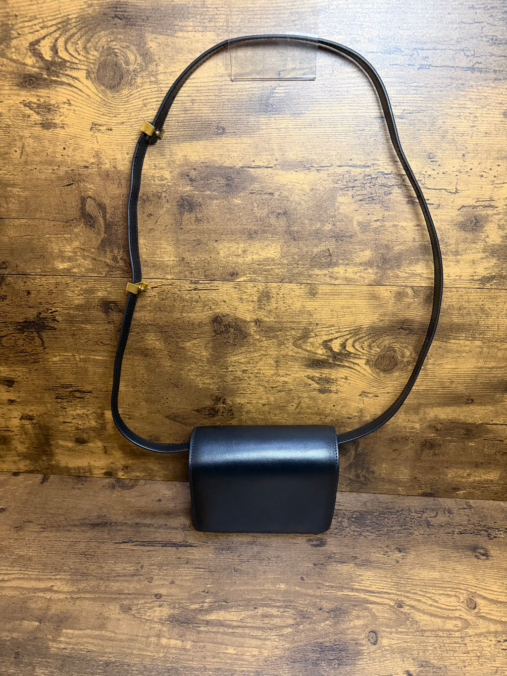 Box Calfskin Medium Classic Box Flap Bag Black
