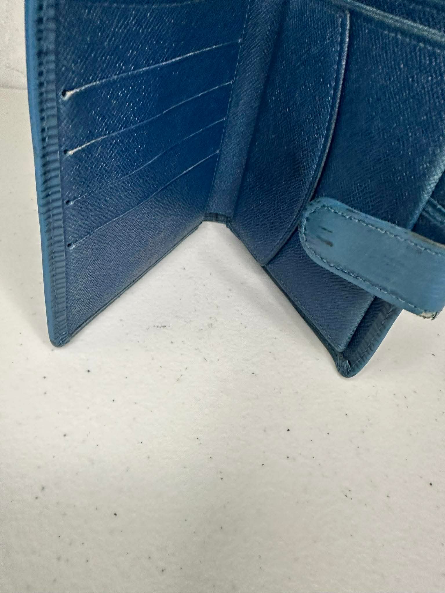 Louis Vuitton Epi Leather Wallet – Blue (Vintage Classic)