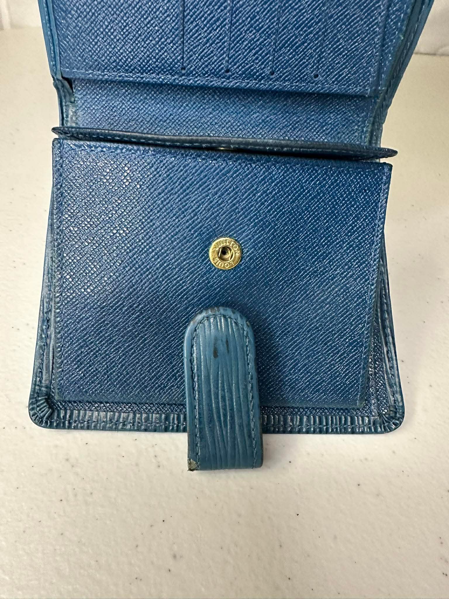 Louis Vuitton Epi Leather Wallet – Blue (Vintage Classic)