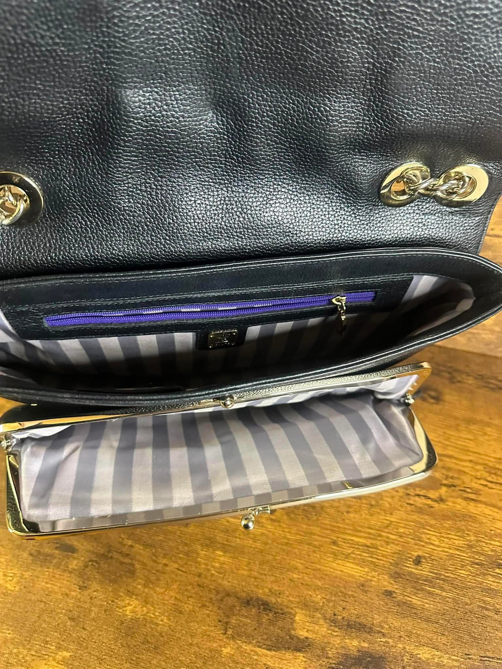 MCM Black Pebbled Leather Flap Shoulder Bag with Kisslock